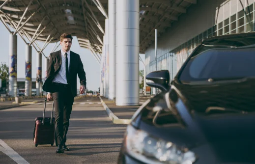 Effortless Airport Transfers to or from Long Beach Airport LGB - Bookinglane